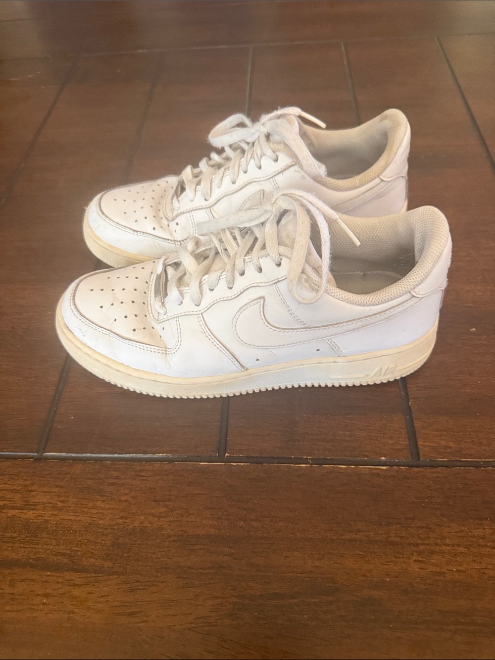 Air Force 1 Nike White Low-Top Sneakers
